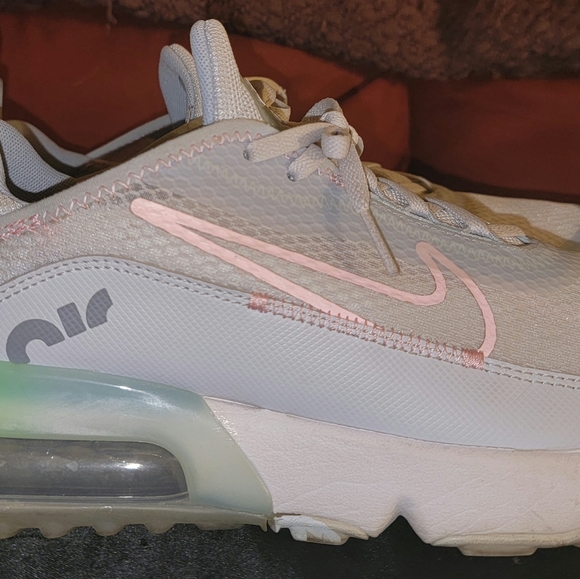 NIKE Air Max 2090s 7Y Pure platinum Arctic Punch - Picture 15 of 16